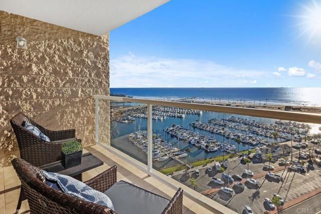 1200 Harbor 15B, Oceanside, CA 92054