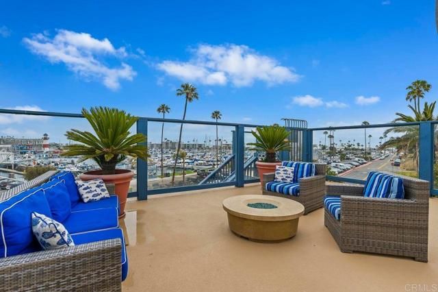 1200 Harbor 15B, Oceanside, CA 92054