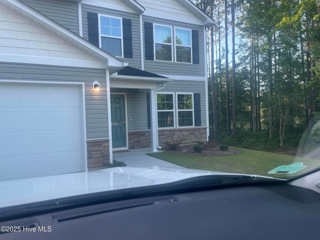 950 Pantego Boulevard SE, Bolivia, NC 28422