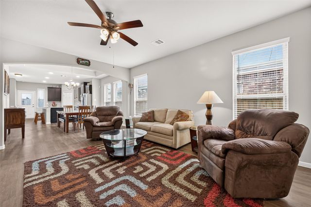 1329 Red Hills Drive, Rosharon, TX 77583