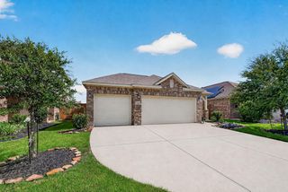 1329 Red Hills Drive, Rosharon, TX 77583