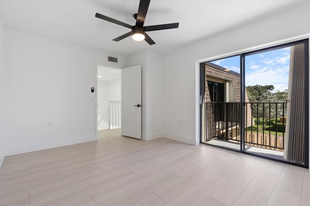 2897 SW 22nd Circle 44b, Delray Beach, FL 33445