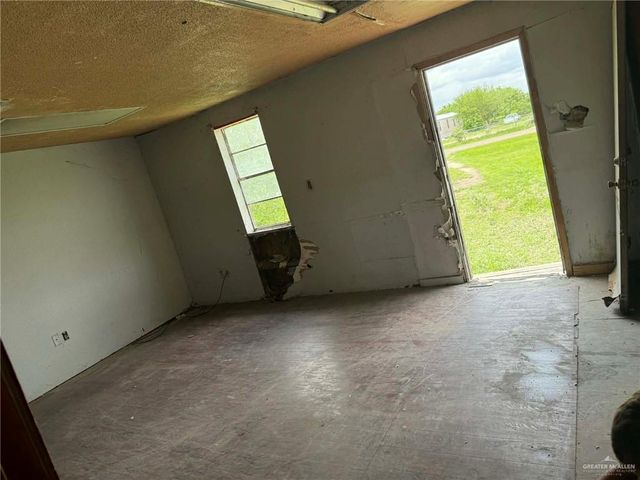 12427 Sasha Drive, Santa Rosa, TX 78593