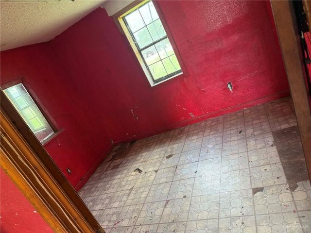 12427 Sasha Drive, Santa Rosa, TX 78593