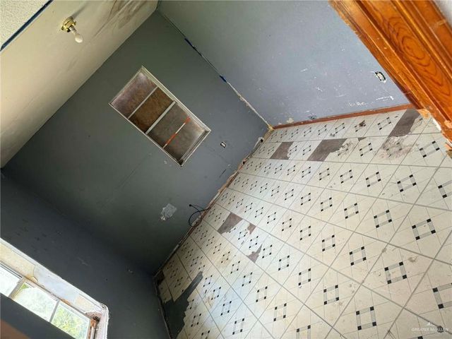 12427 Sasha Drive, Santa Rosa, TX 78593