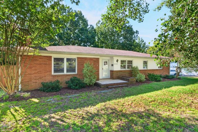 2308 Edgewood Avenue, Burlington, NC 27215