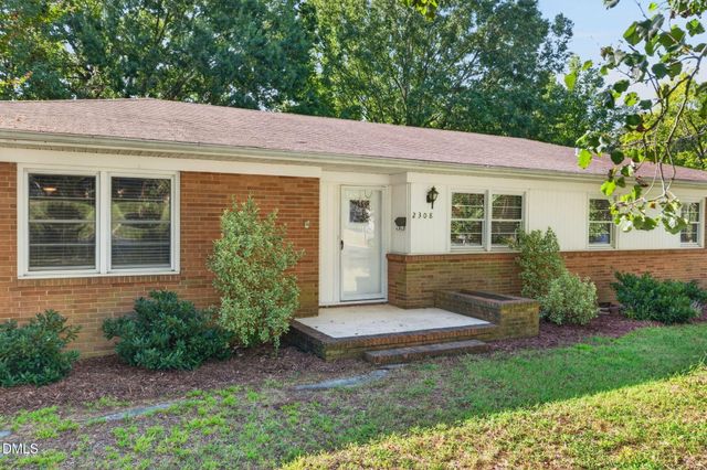 2308 Edgewood Avenue, Burlington, NC 27215