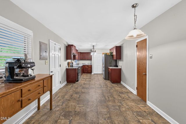 2308 Edgewood Avenue, Burlington, NC 27215