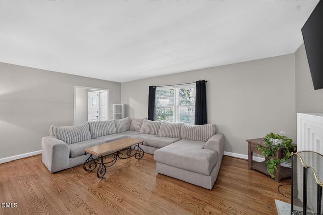 2308 Edgewood Avenue, Burlington, NC 27215
