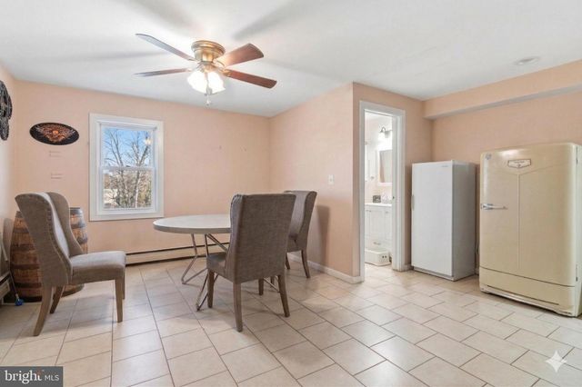16700 FREDERICK RD, Mount Airy, MD 21771