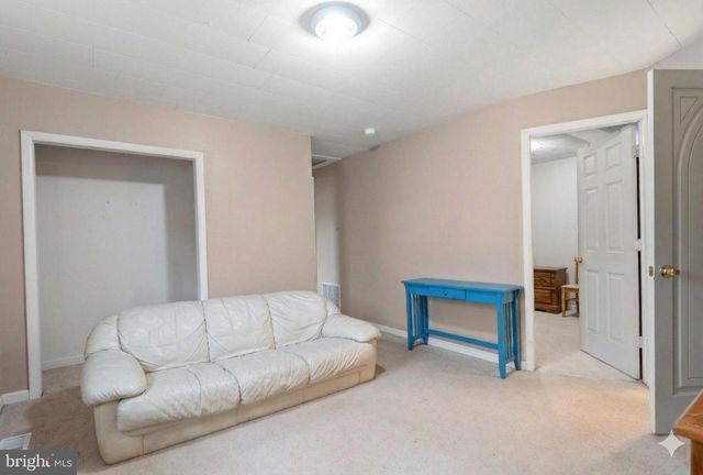 16700 FREDERICK RD, Mount Airy, MD 21771