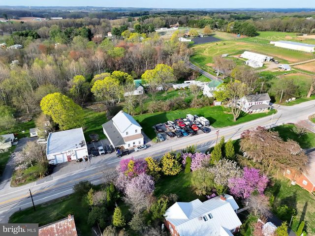 16700 FREDERICK RD, Mount Airy, MD 21771