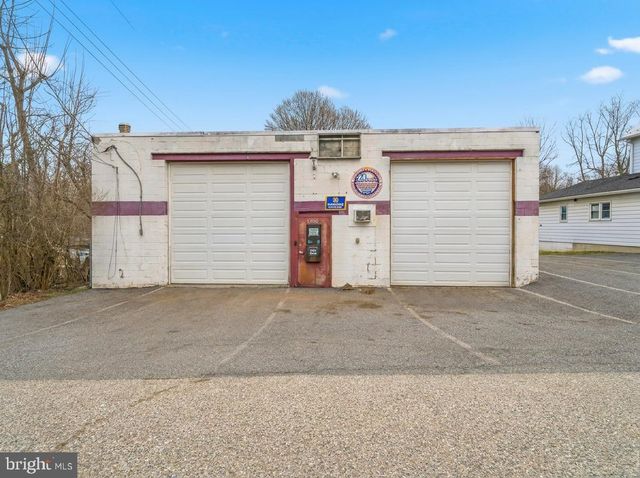 16700 FREDERICK RD, Mount Airy, MD 21771