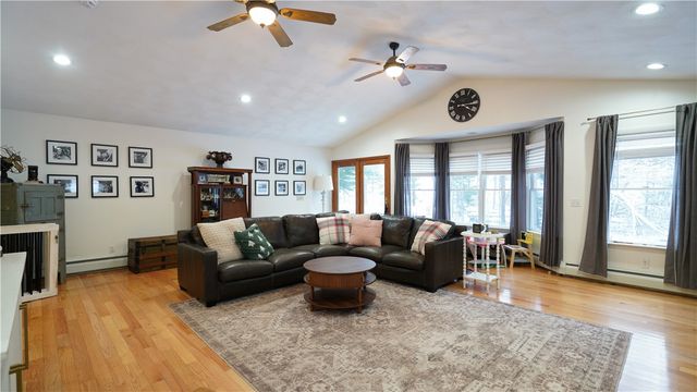 19 Turner Drive, West Warwick, RI 02893