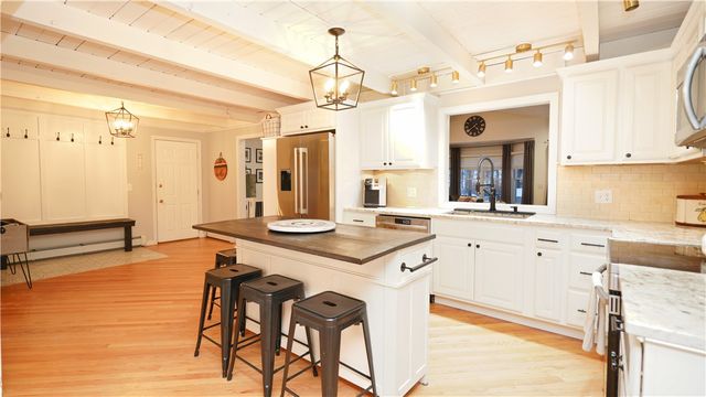 19 Turner Drive, West Warwick, RI 02893