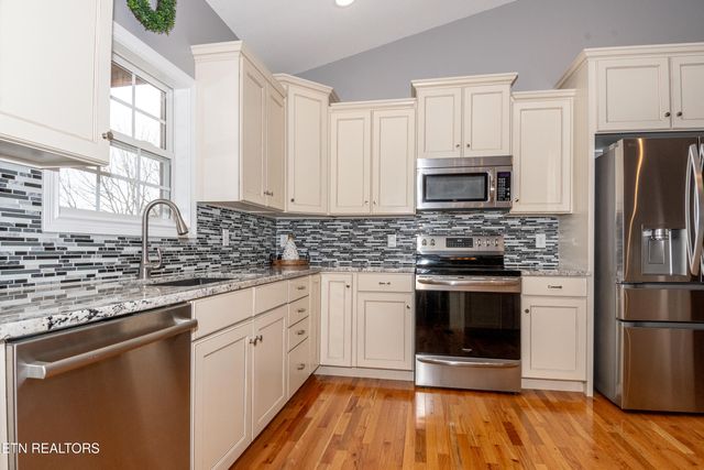 5163 Candlewood Court, Maryville, TN 37804