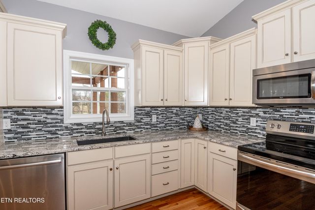 5163 Candlewood Court, Maryville, TN 37804