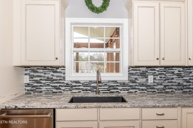 5163 Candlewood Court, Maryville, TN 37804