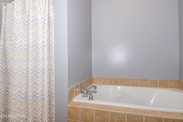 5163 Candlewood Court, Maryville, TN 37804