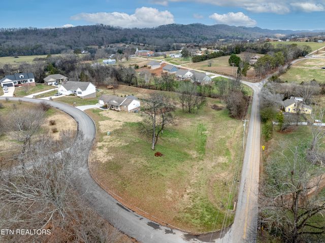 5163 Candlewood Court, Maryville, TN 37804