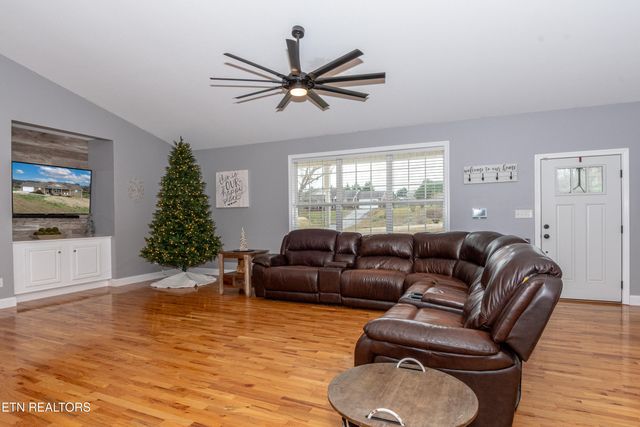 5163 Candlewood Court, Maryville, TN 37804