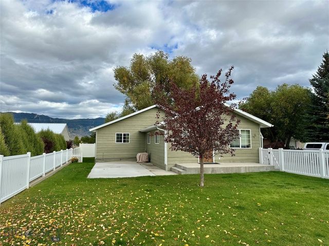 2696 S Dakota Street, Butte, MT 59701