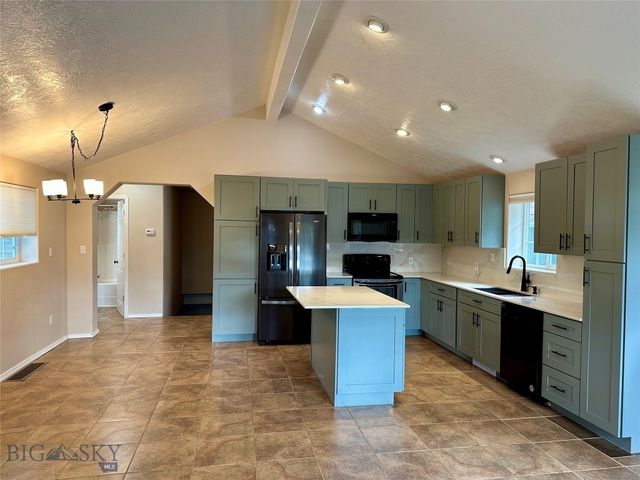 2696 S Dakota Street, Butte, MT 59701