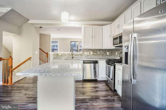 1249 CORBETT PL, Woodbridge, VA 22191