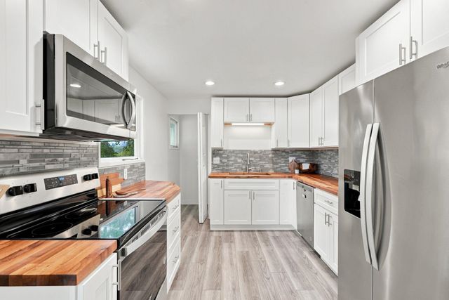 12118 E 22nd Ave, Spokane Valley, WA 99206