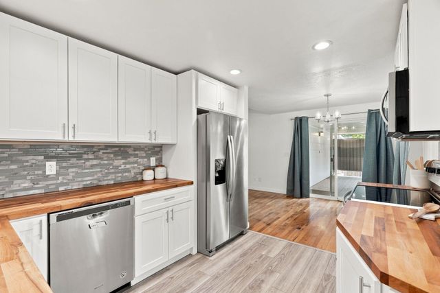 12118 E 22nd Ave, Spokane Valley, WA 99206