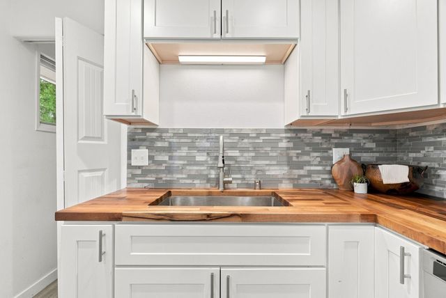 12118 E 22nd Ave, Spokane Valley, WA 99206