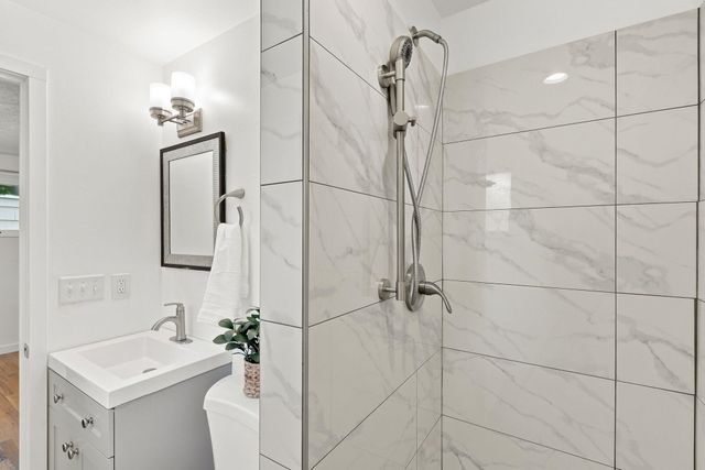 12118 E 22nd Ave, Spokane Valley, WA 99206