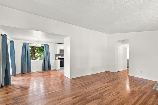 12118 E 22nd Ave, Spokane Valley, WA 99206