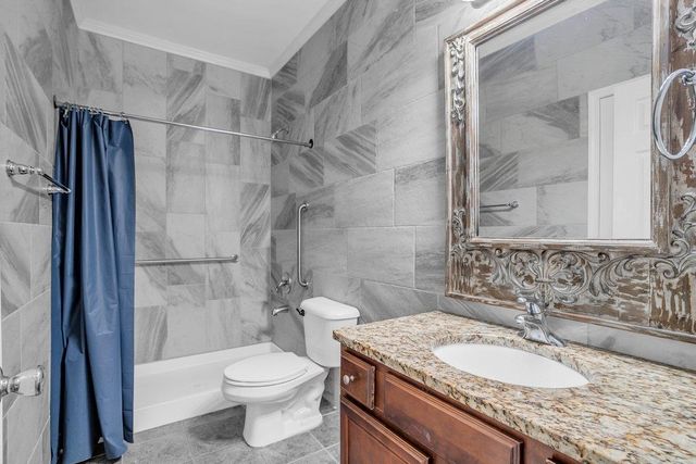 67 Devonhall Way, Taylors, SC 29687