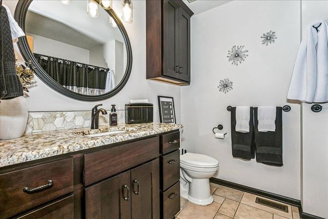 257 S Village Rd, Andover, KS 67002