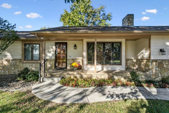 257 S Village Rd, Andover, KS 67002