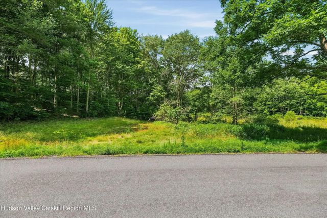 148 Quannacut Road, Pine Bush, NY 12566