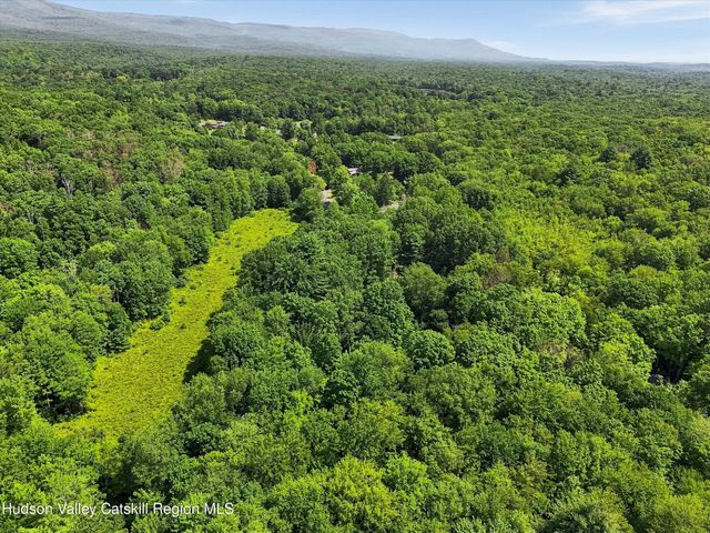 148 Quannacut Road, Pine Bush, NY 12566