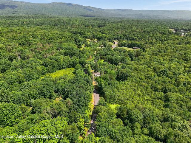 148 Quannacut Road, Pine Bush, NY 12566