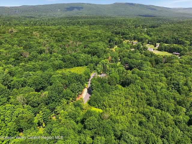 148 Quannacut Road, Pine Bush, NY 12566