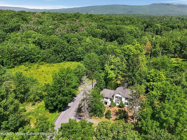 148 Quannacut Road, Pine Bush, NY 12566