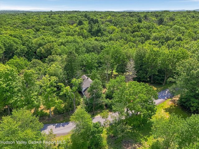 148 Quannacut Road, Pine Bush, NY 12566