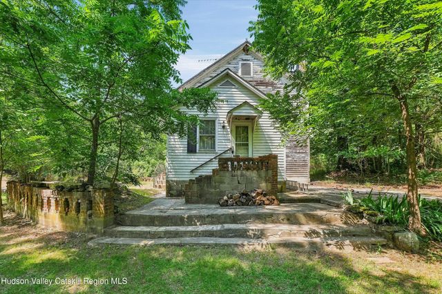 148 Quannacut Road, Pine Bush, NY 12566