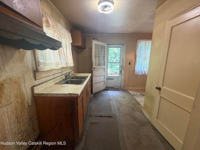 148 Quannacut Road, Pine Bush, NY 12566