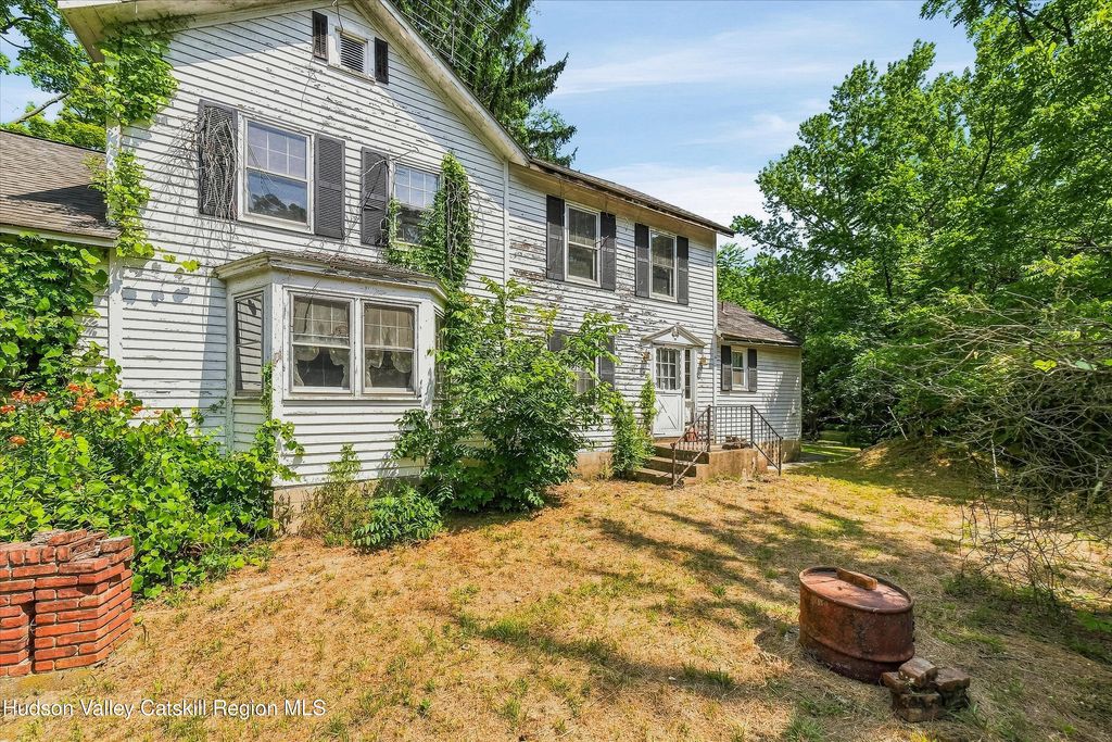 148 Quannacut Road, Pine Bush, NY 12566