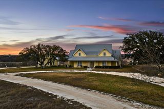1274 County Road 2806, Lampasas, TX 76550