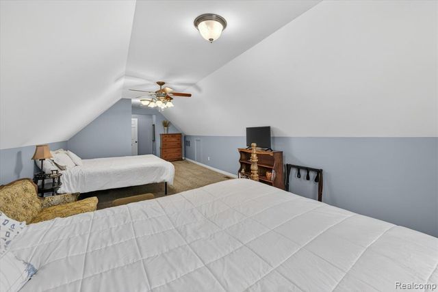 8746 N Hills Court, Howell, MI 48843
