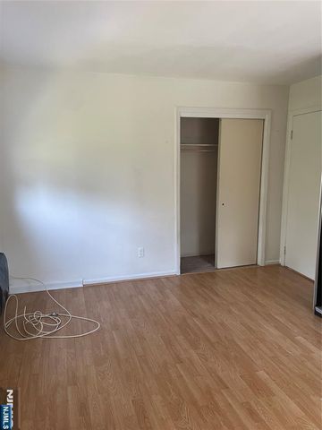 107 Madison Avenue 1, Midland Park, NJ 07432