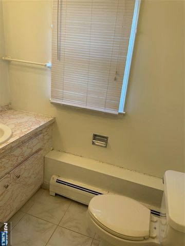 107 Madison Avenue 1, Midland Park, NJ 07432