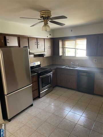 107 Madison Avenue 1, Midland Park, NJ 07432